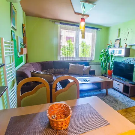 Jupiter Apartment