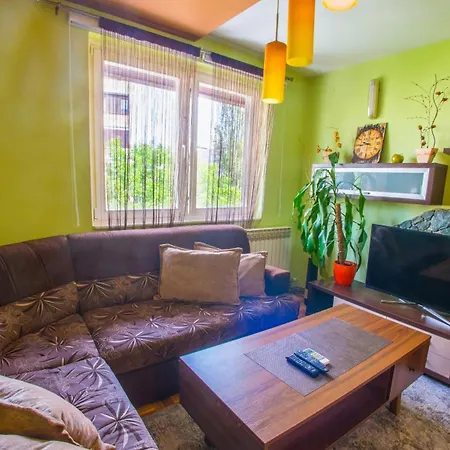 Jupiter Apartment *